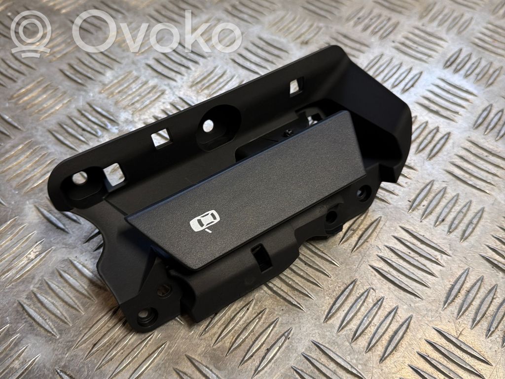 BMW iX Front door interior handle 