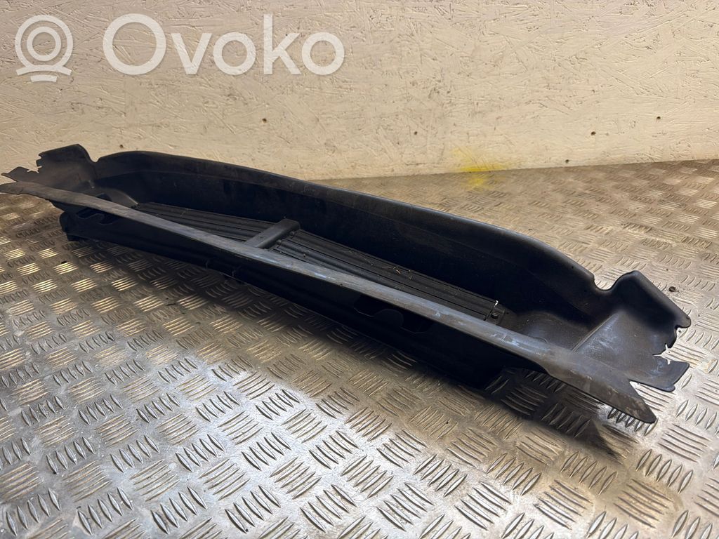 Volvo XC90 Prowadnica powietrza intercoolera 
