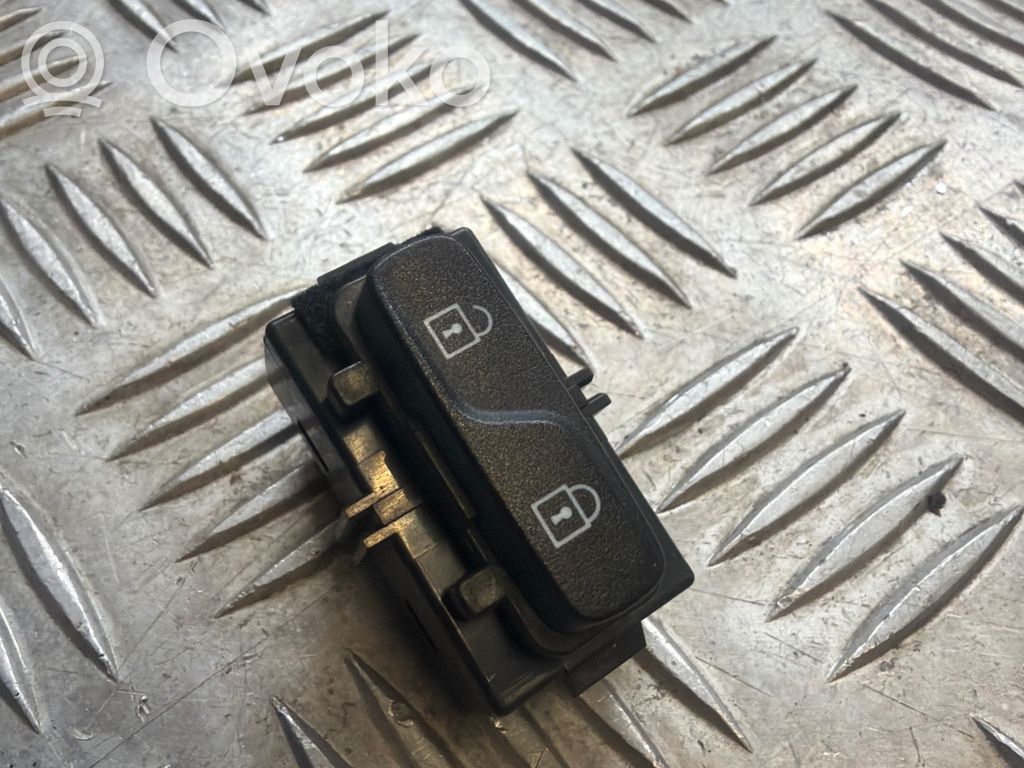 Central locking switch button   31272014,10W084