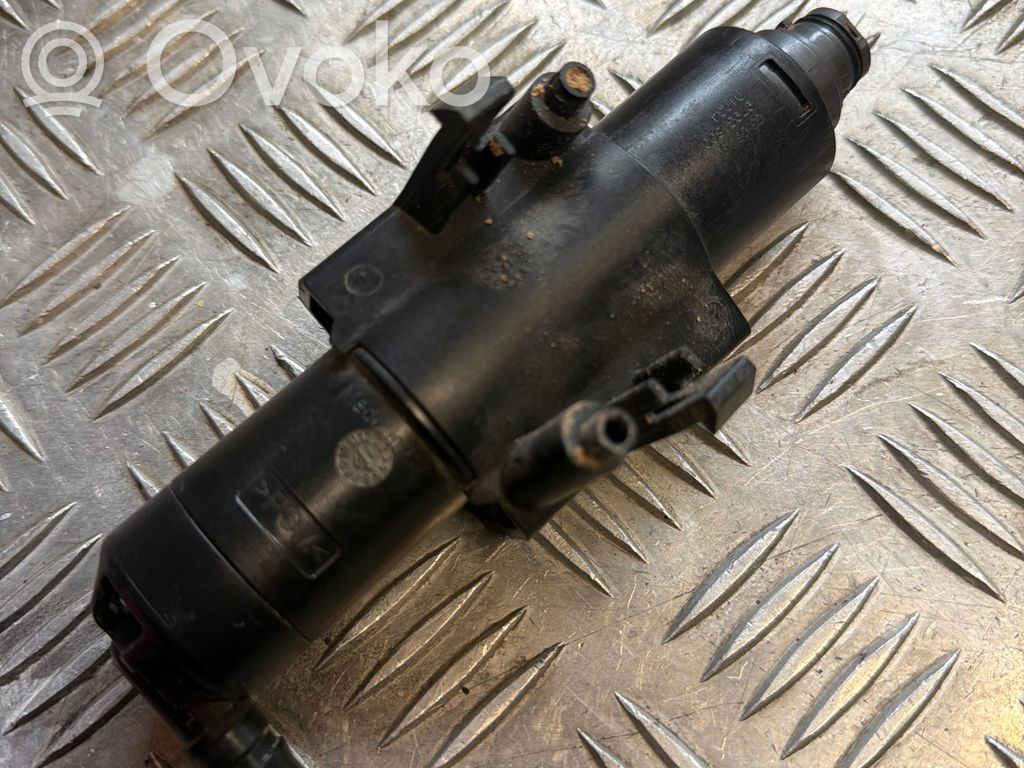 Ford Kuga II Headlight washer spray nozzle 