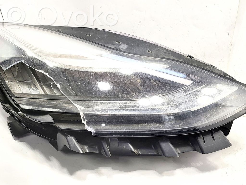 Priekinis žibintas   F00HTE701605