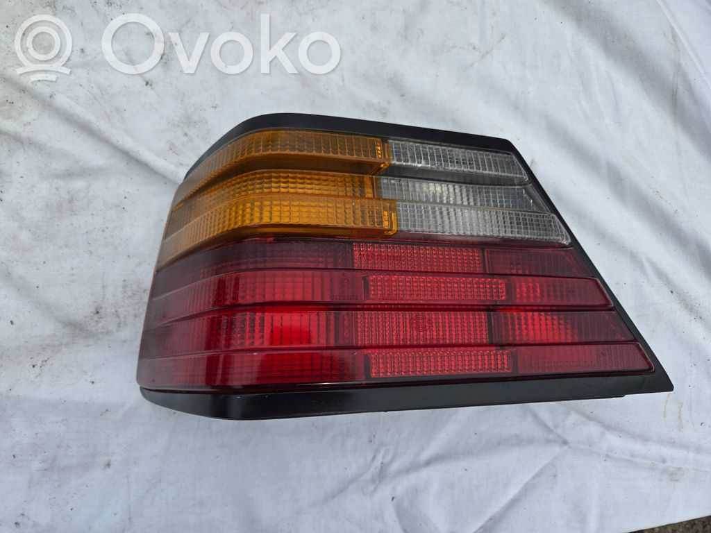 Mercedes-Benz E W124 Lampa tylna 