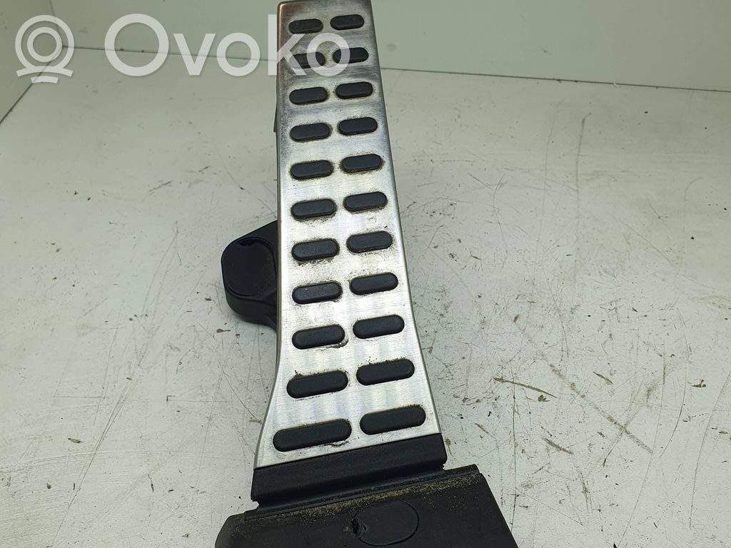 KIA Sorento Accelerator throttle pedal 