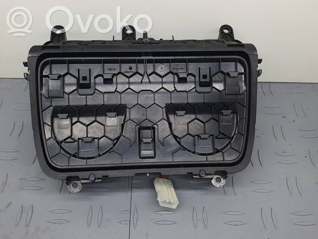 BMW 5 F10 F11 Przedni uchwyt na kubek tunelu środkowego 
