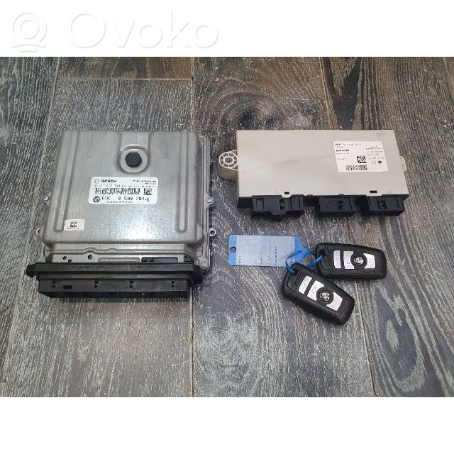 BMW 5 F10 F11 Komputer / Sterownik ECU i komplet kluczy 
