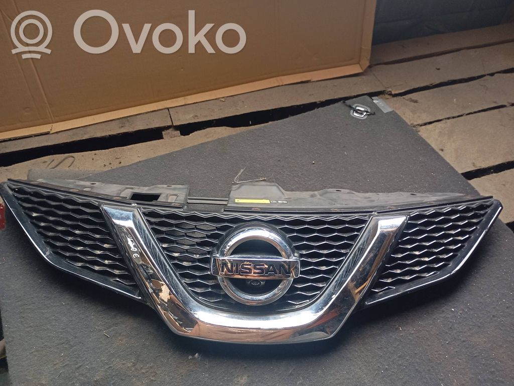 Nissan Qashqai Front grill 