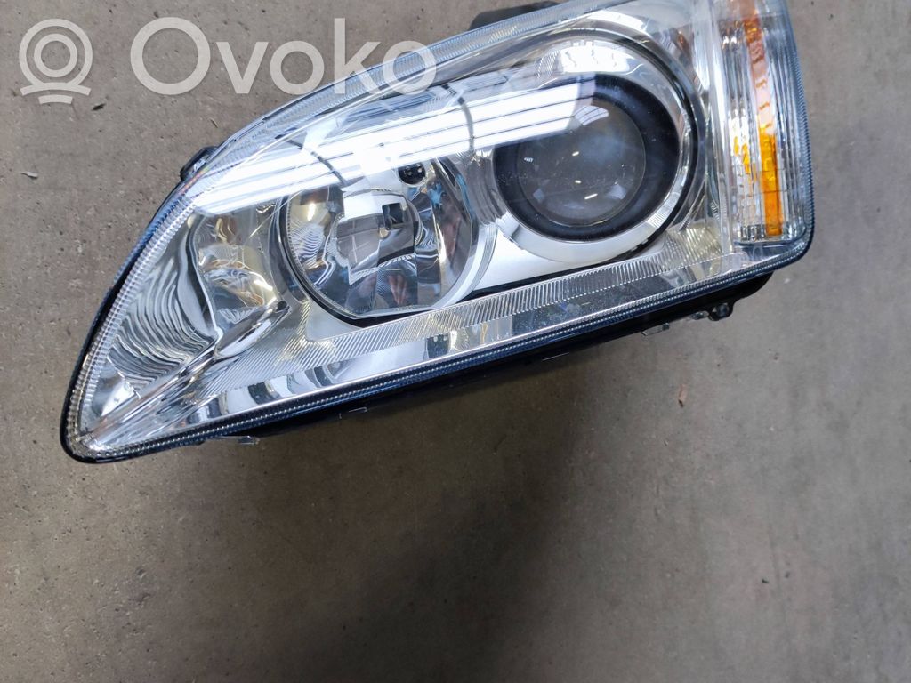 Ford Focus Headlight/headlamp 
