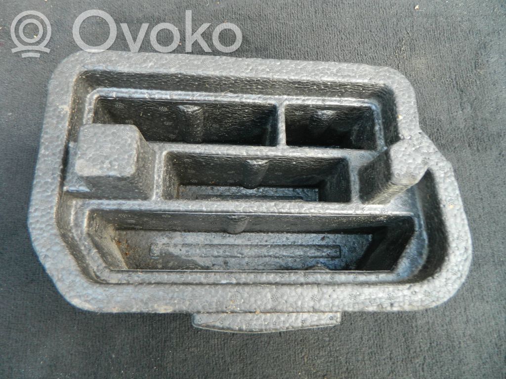 BMW X1 E84 Other trunk/boot trim element 