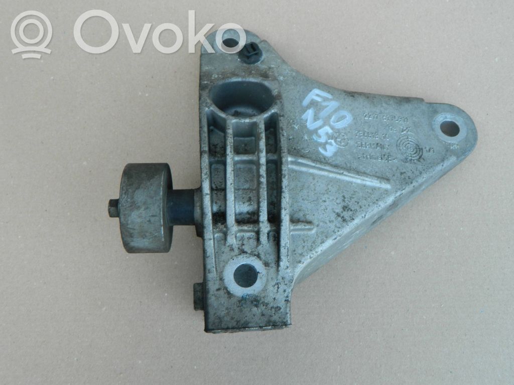 BMW 5 F10 F11 Supporto di montaggio del motore (usato) 