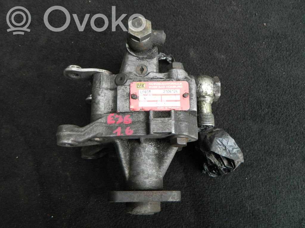 Power steering pump   1141516