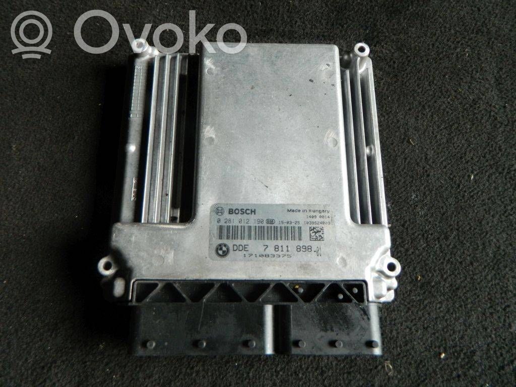 BMW 5 E60 E61 Moottorin ohjainlaite/moduuli 