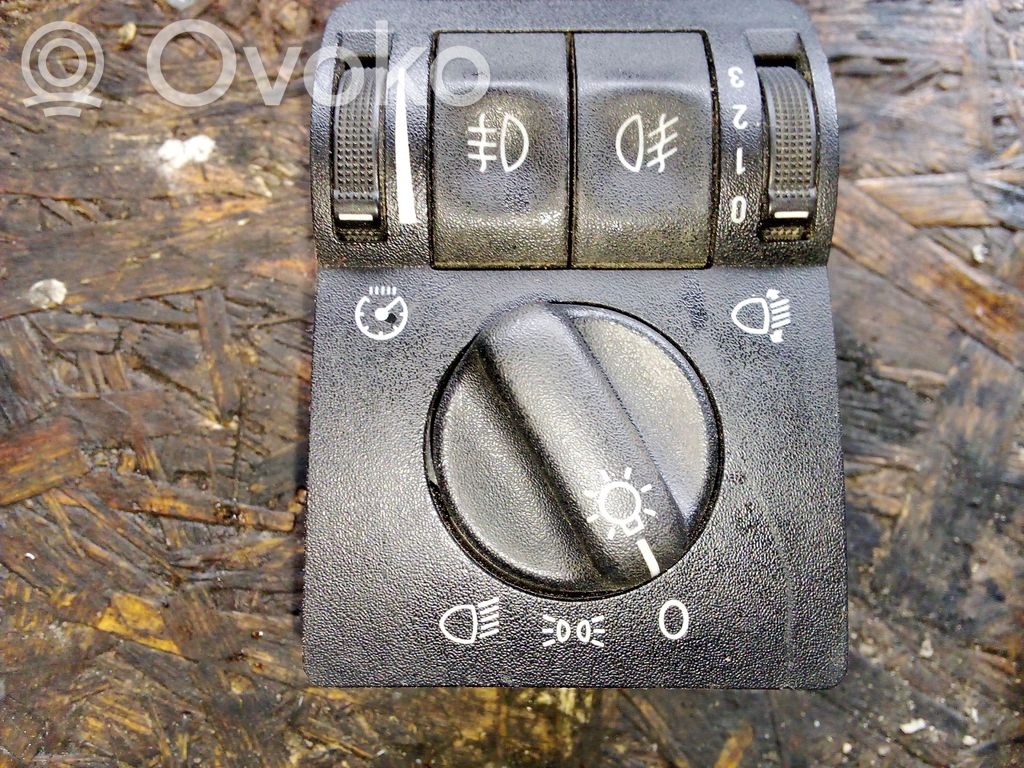 Opel Astra G Interruptor de luz 