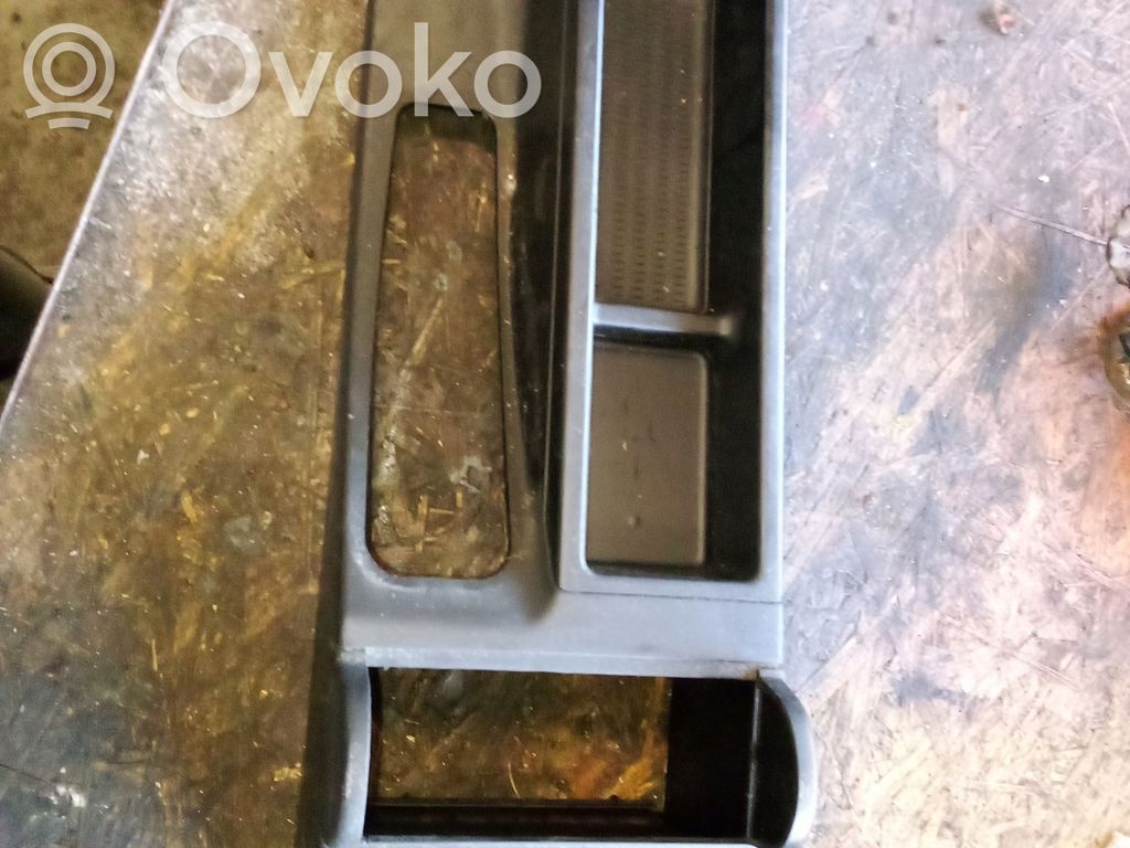 BMW 3 E46 Center console 