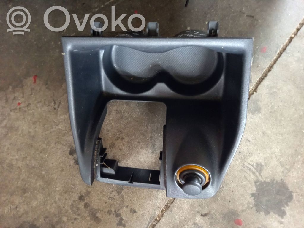 Mukiteline   8200152201,R894110,8200152204,R894111