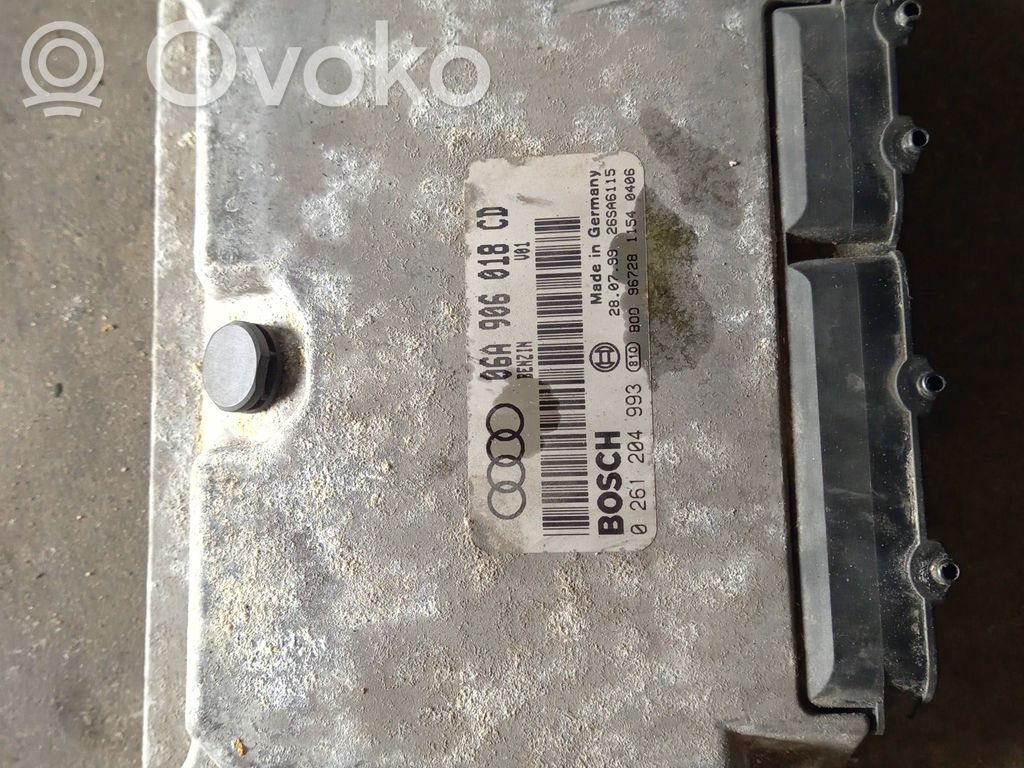 Engine control unit/module   06A906018CD,0261204993,26SA6115
