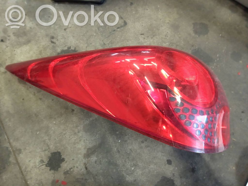 Peugeot 207 Rear/tail lights 