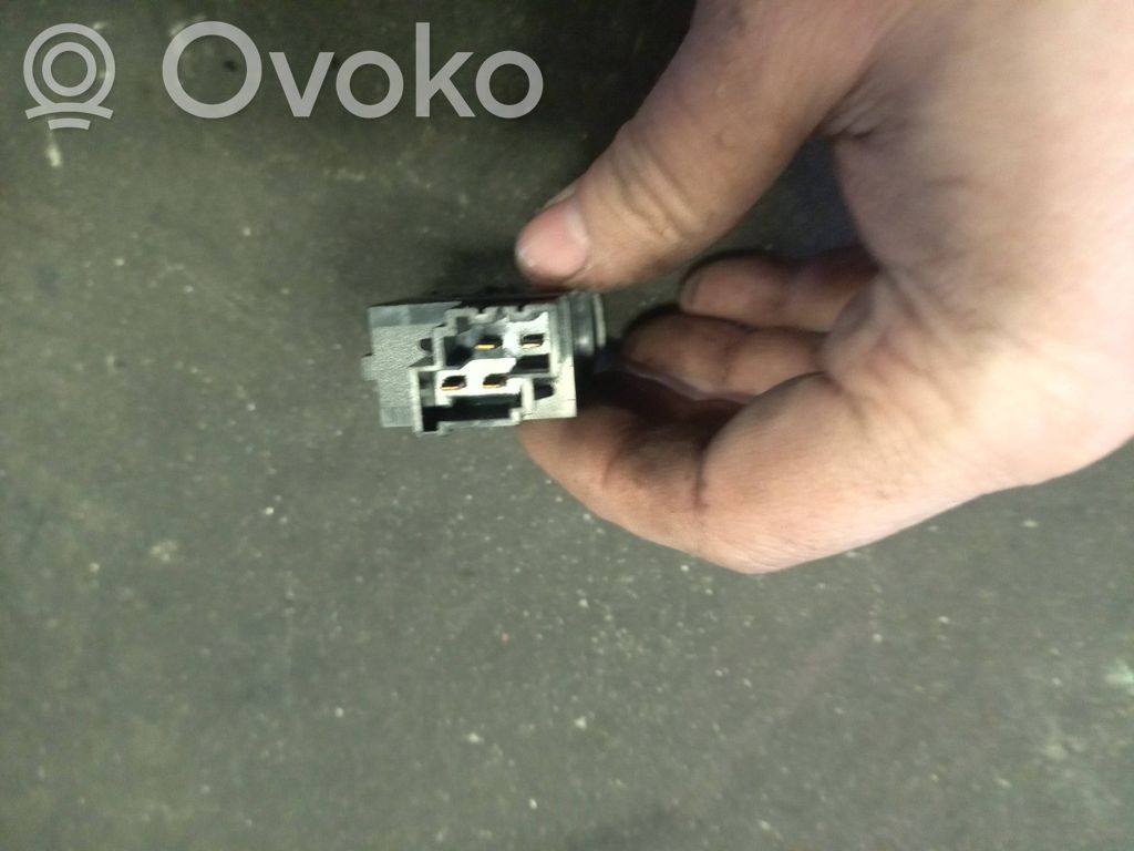 Volvo S40, V40 Traction control (ASR) switch 