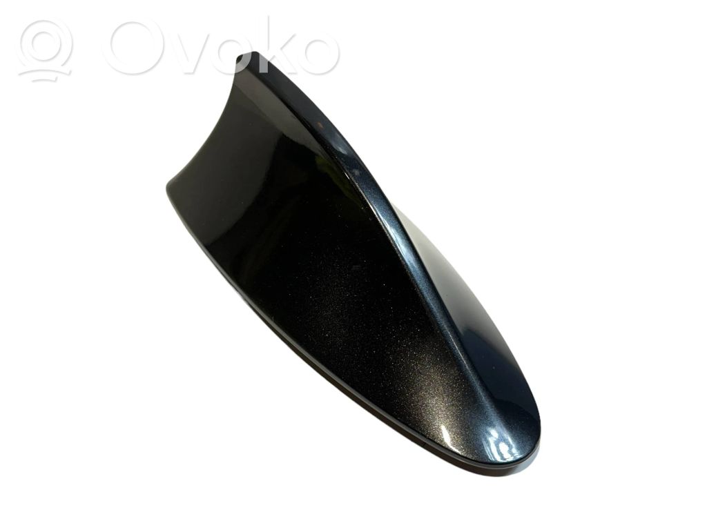 BMW 7 F01 F02 F03 F04 Osłona anteny dachowej GPS 