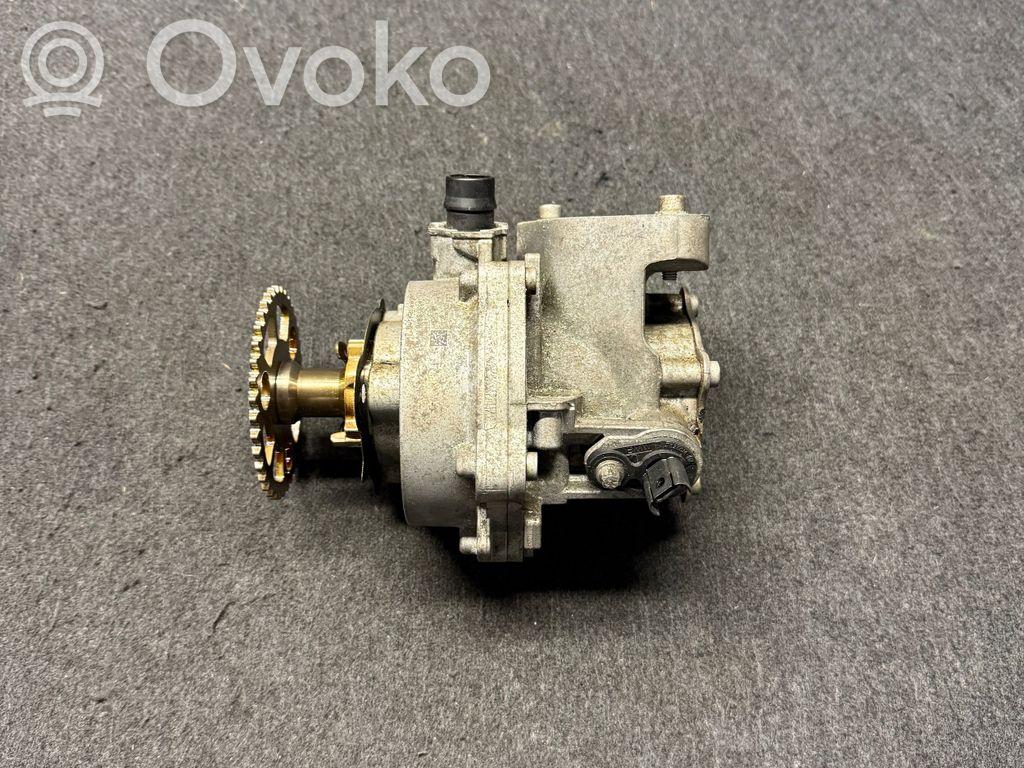BMW 4 F32 F33 Vakuumo pompa 