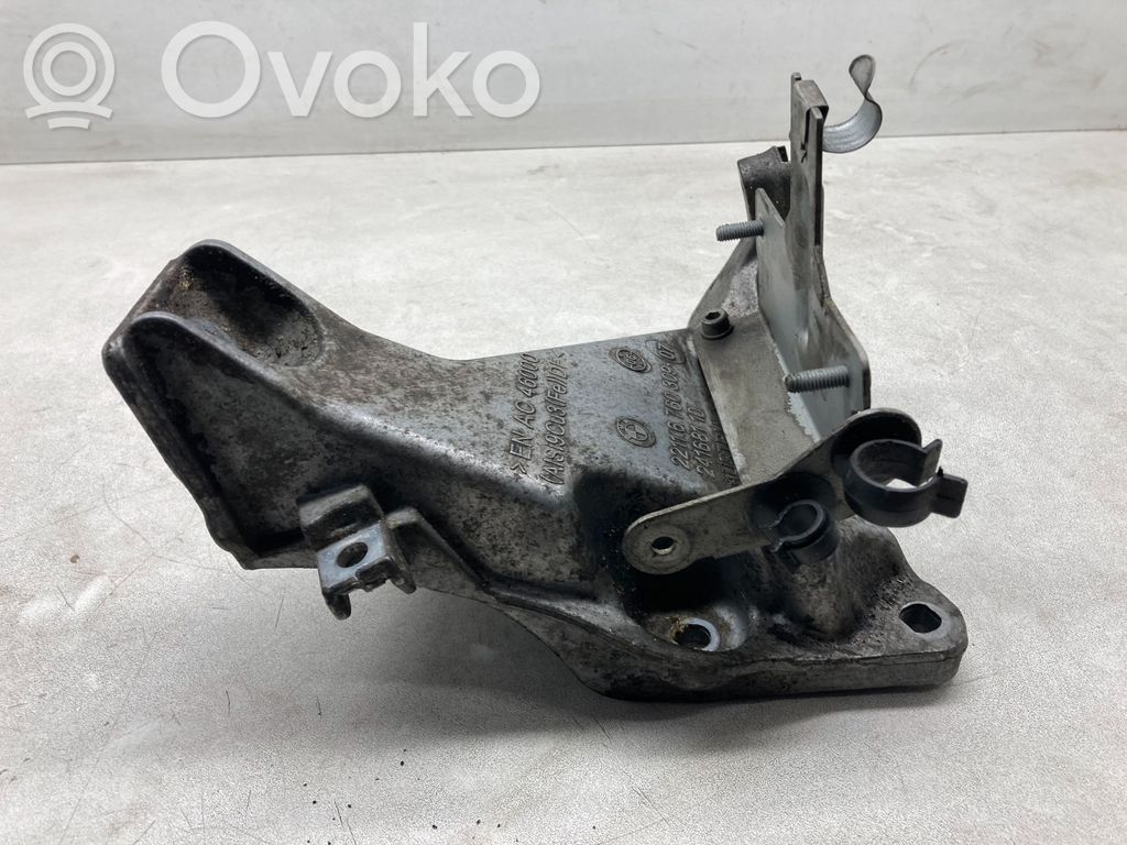Engine mounting bracket   6760309,24168110