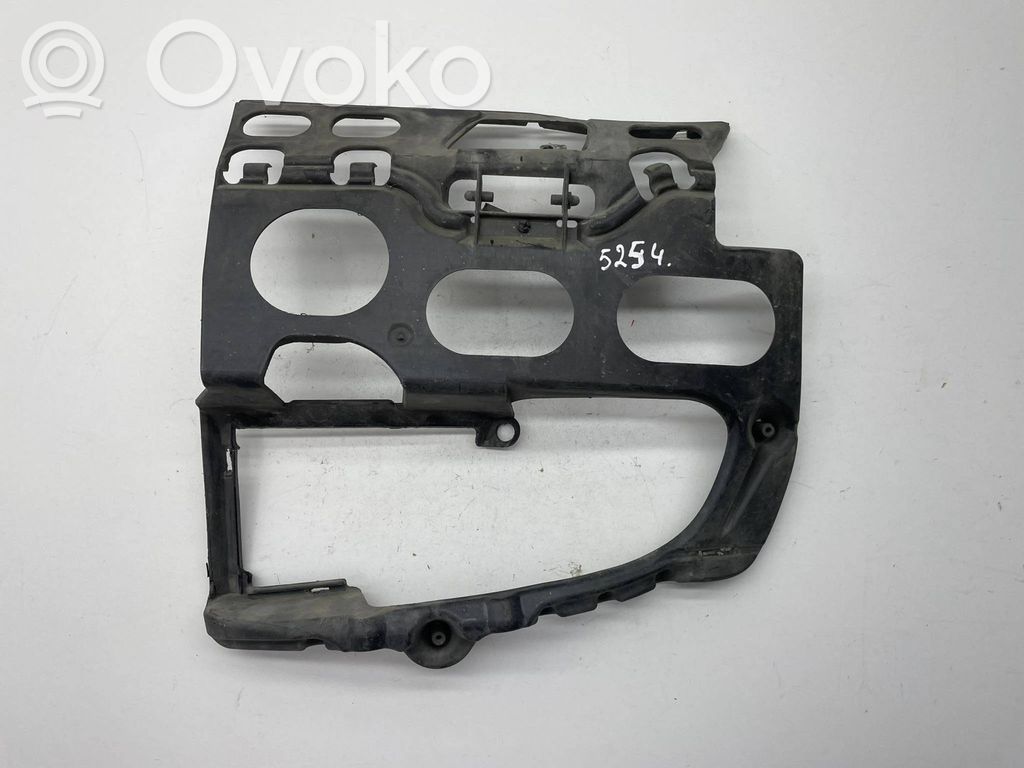 BMW 5 E60 E61 Belka zderzaka przedniego 