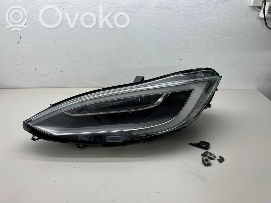 Tesla Model S Headlight/headlamp 