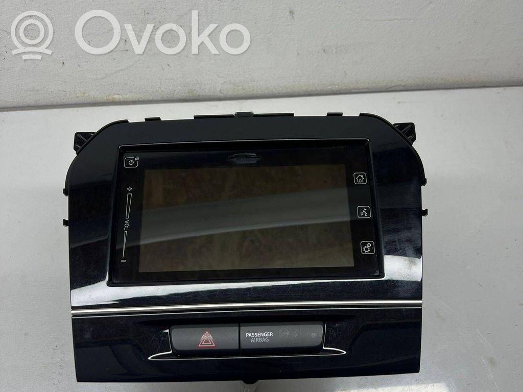 Panel / Radioodtwarzacz CD/DVD/GPS   7505001418,3992054P64,52R03992054P64,10R057977