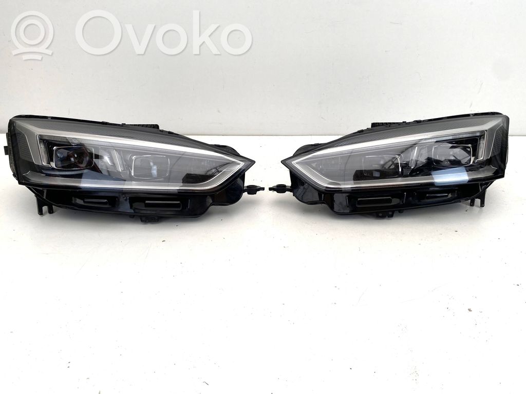 Audi A5 Headlight/headlamp 