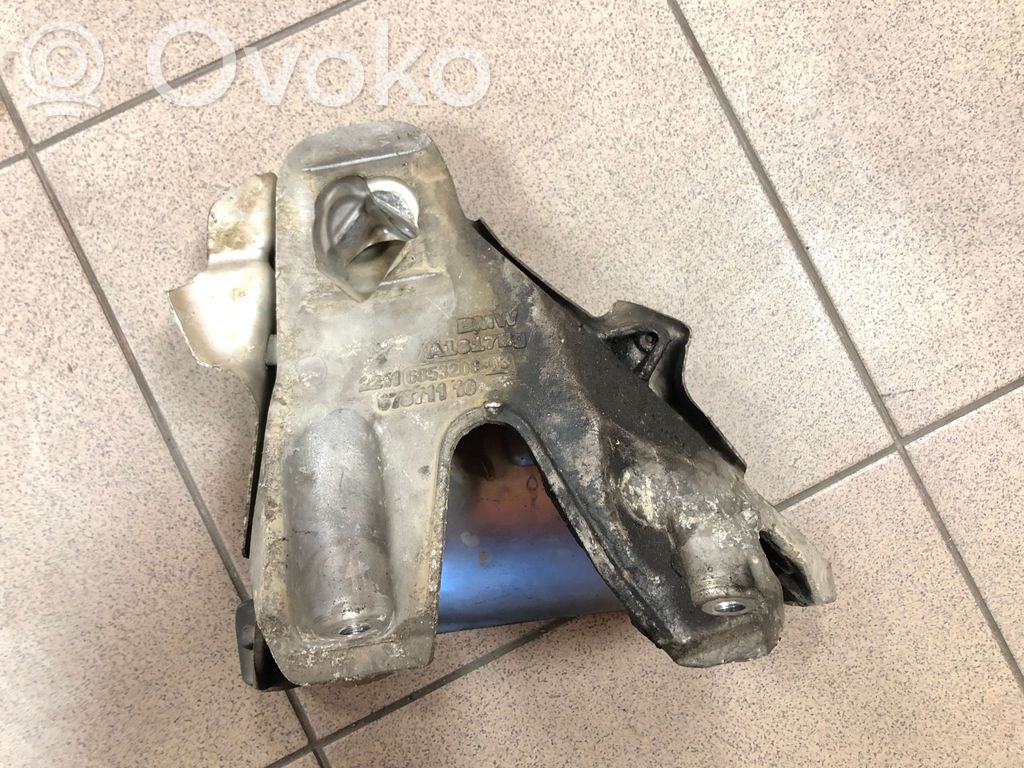 BMW X5 F15 Engine mounting bracket 