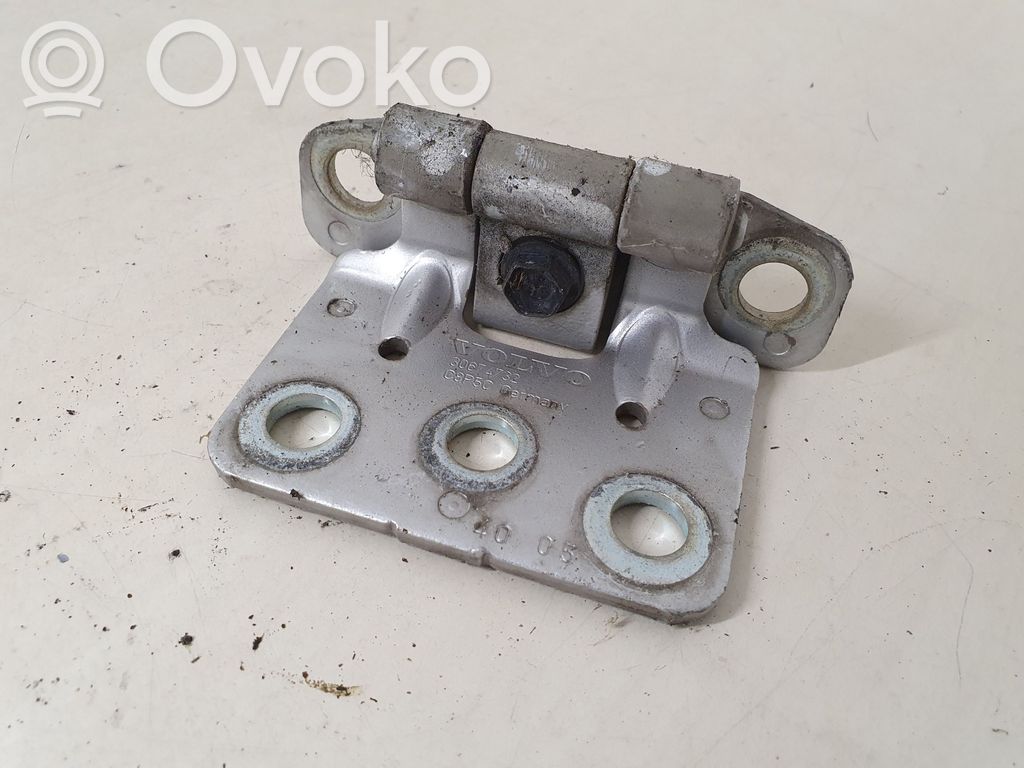 Volvo XC90 Tailgate hinge 