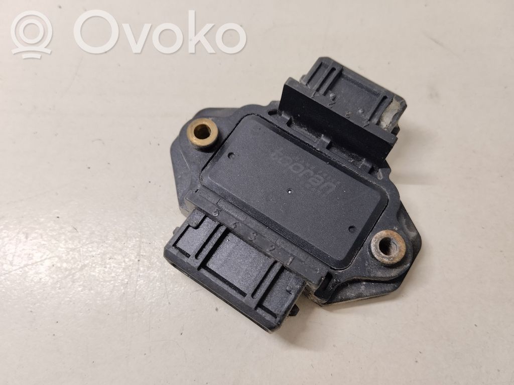 Audi A8 S8 D2 4D Sytytyksen vahvistimen ohjainlaite 