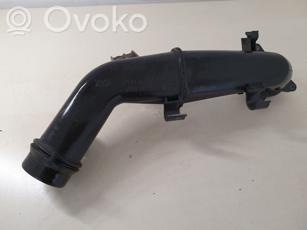 Opel Insignia A Intercooler hose/pipe 
