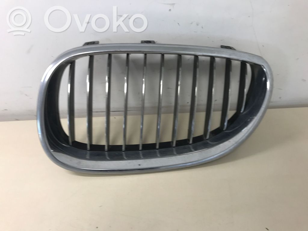 BMW 5 E60 E61 Grille de calandre avant 