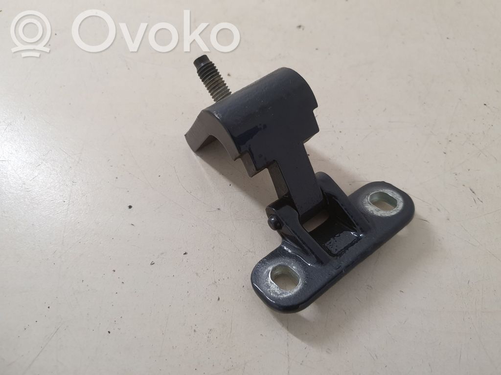 Audi Q2 - Tailgate/trunk/boot hinge 
