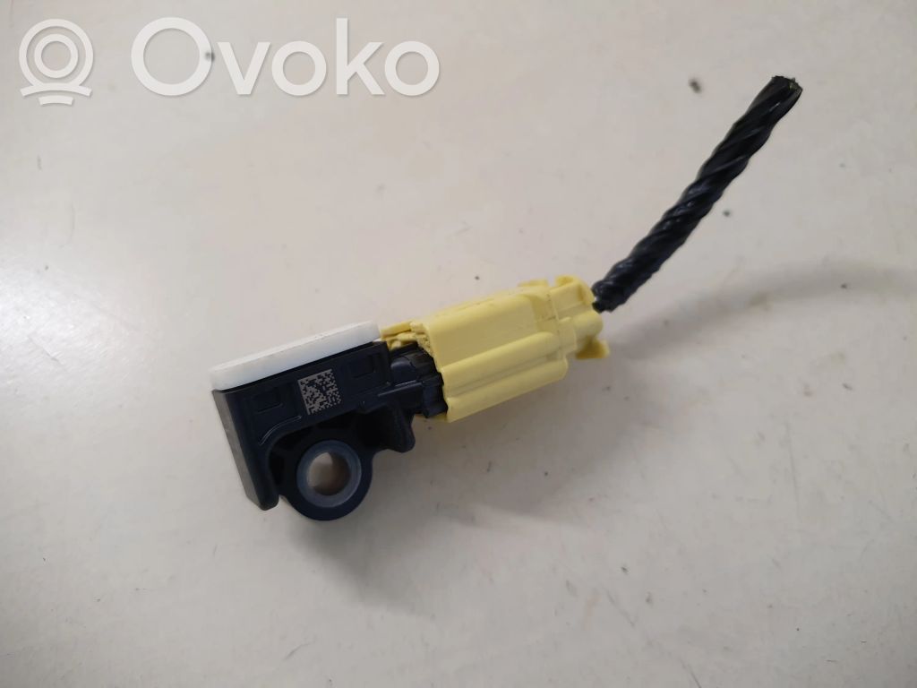 Subaru Outback (BS) Airbag deployment crash/impact sensor 