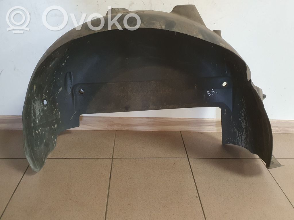 Opel Vivaro Задний подкрылок 