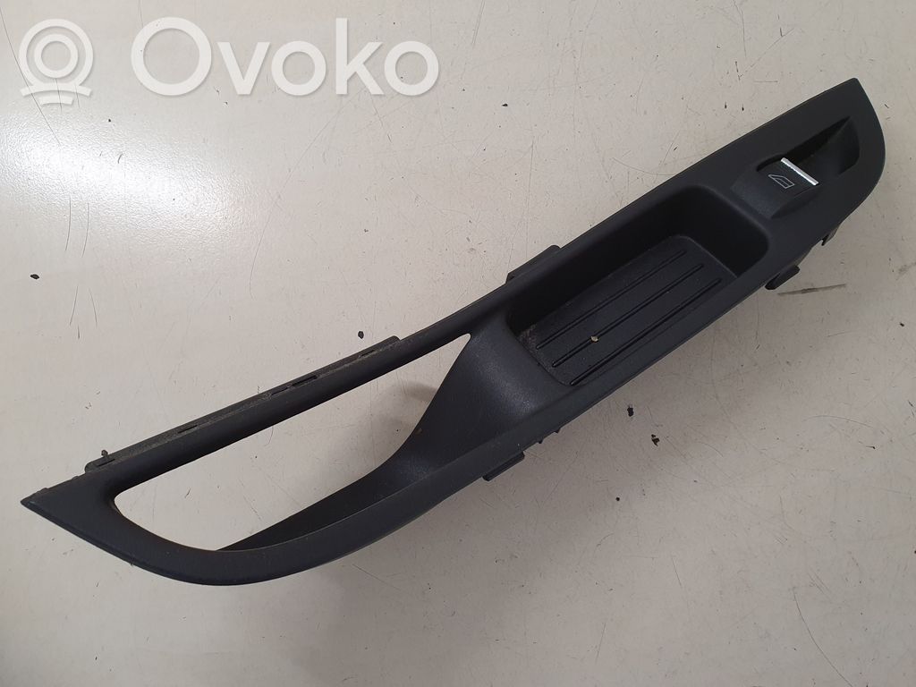 Ford Focus Electric window control switch 