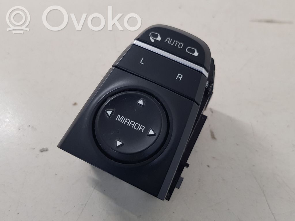 KIA Optima Wing mirror switch 