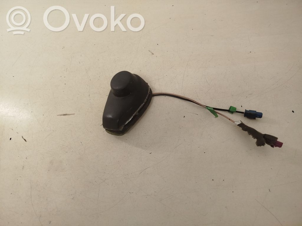 GPS-pystyantenni   7H0035507A