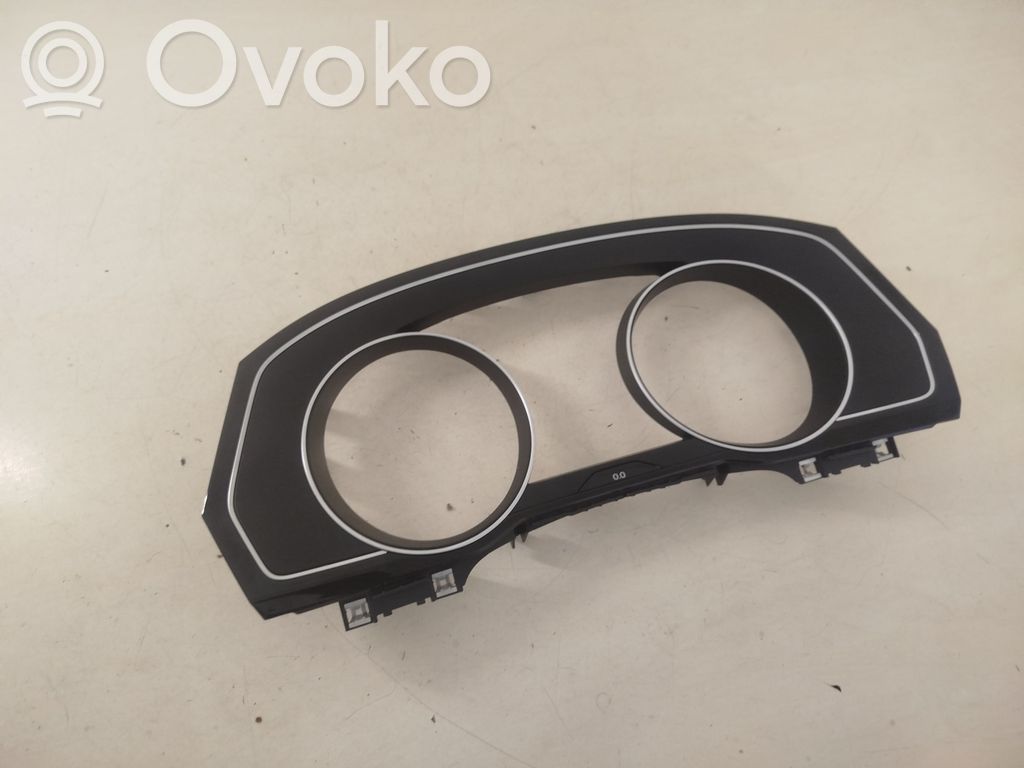 Volkswagen PASSAT B8 Instrumentu paneļa dekoratīvā apdare 