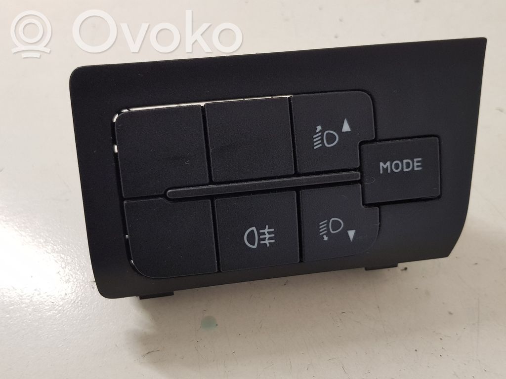 Peugeot Boxer Headlight level height control switch 
