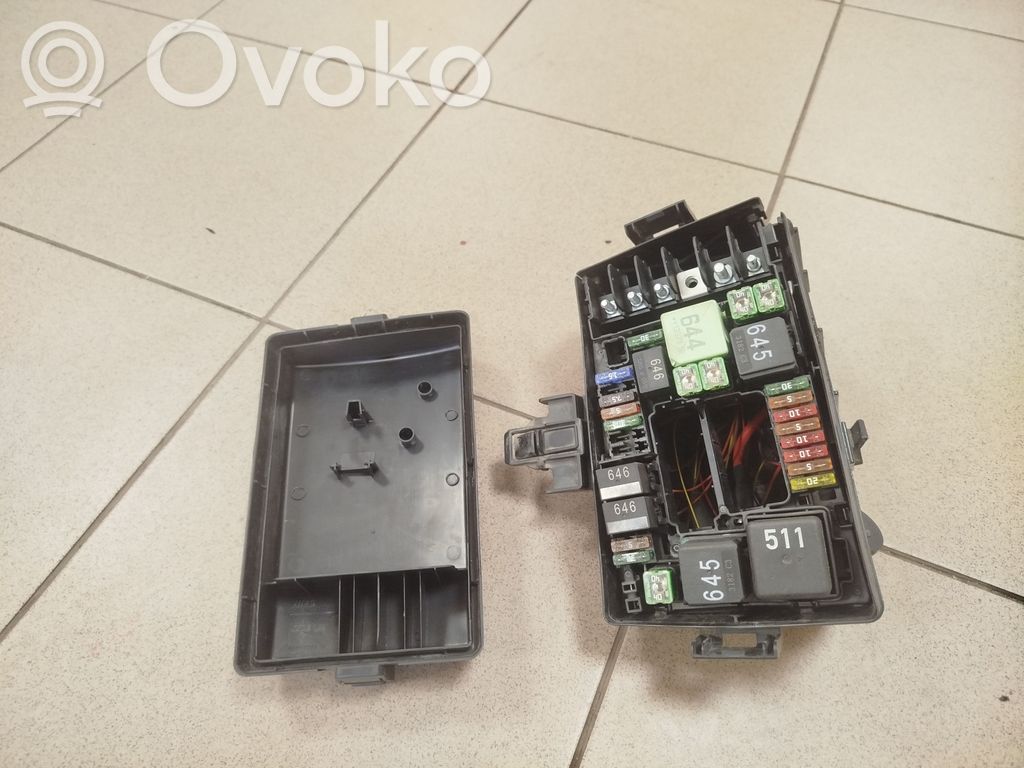 Audi A3 S3 8V Saugiklių dėžė (komplektas) 