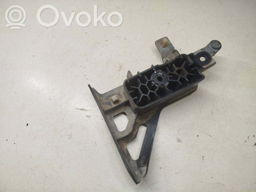 Porsche Cayenne (92A) Jacking socket point 