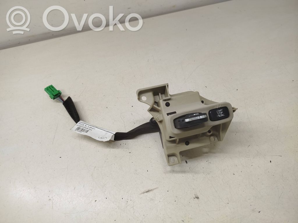 Volvo S80 Užvedimo spynelė 