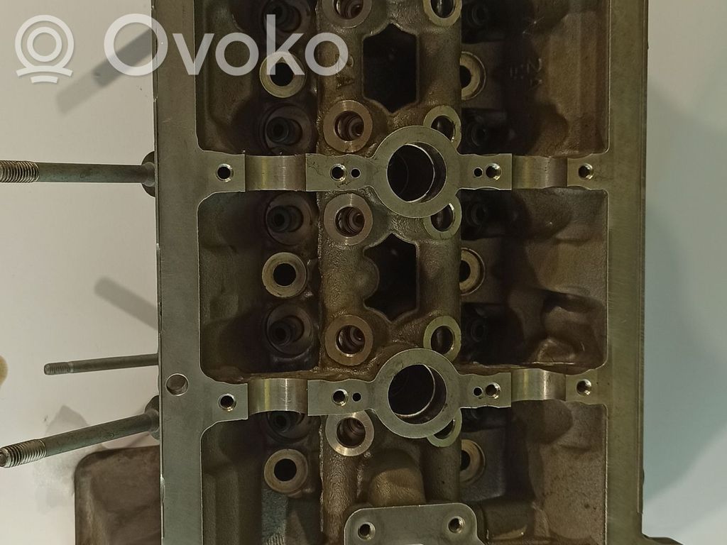 Engine head   06E103404M