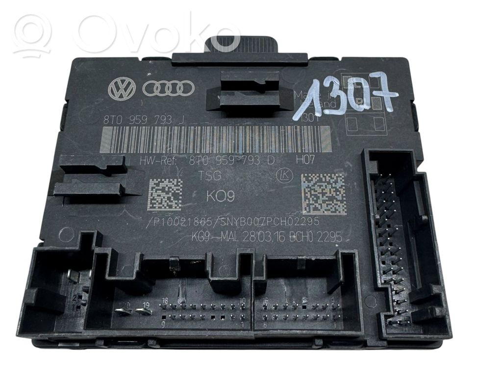Audi A5 8T 8F Door control unit/module 
