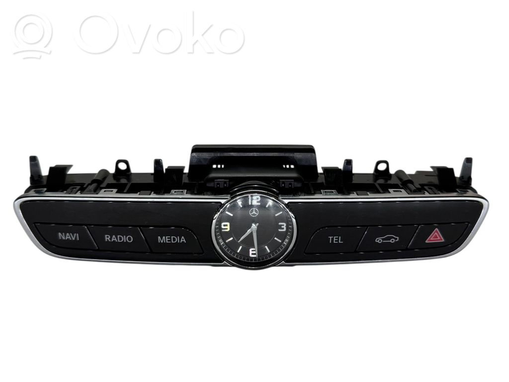 Mercedes-Benz E W213 Clock 