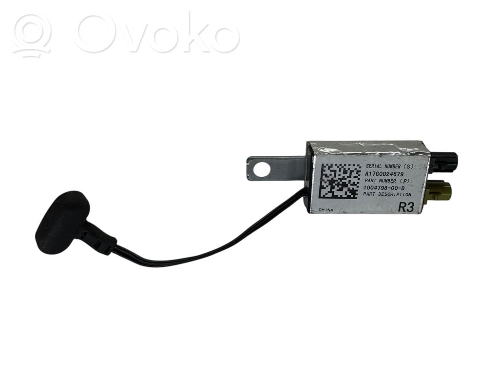 Tesla Model S Antenos stiprintuvas 