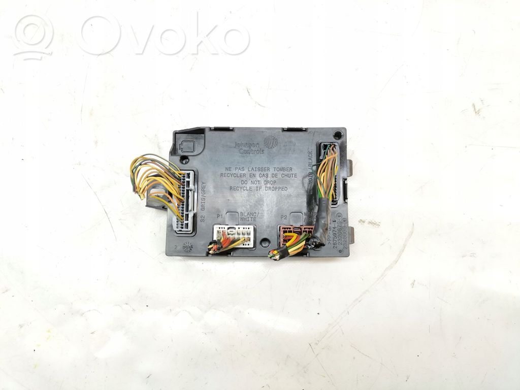 Renault Captur Citu veidu vadības bloki / moduļi 