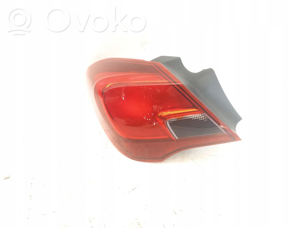 Opel Corsa E Galinis žibintas kėbule 
